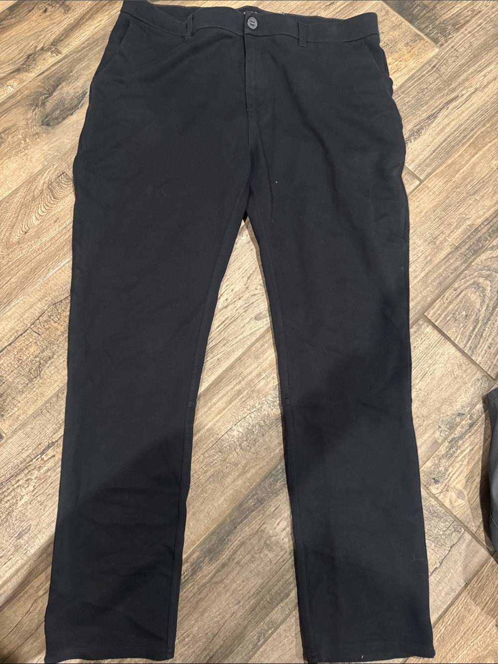 Vuori Everything Chino